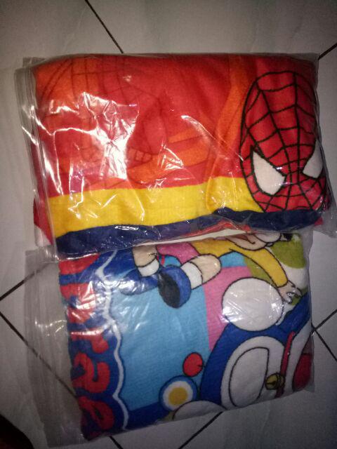 Selimut Bulu Karakter  - Gallery Afifah