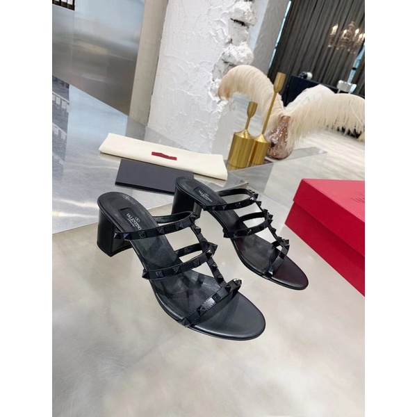 Sandal Heels Valentino Rockstud Branded Import VVIP Quality All Black