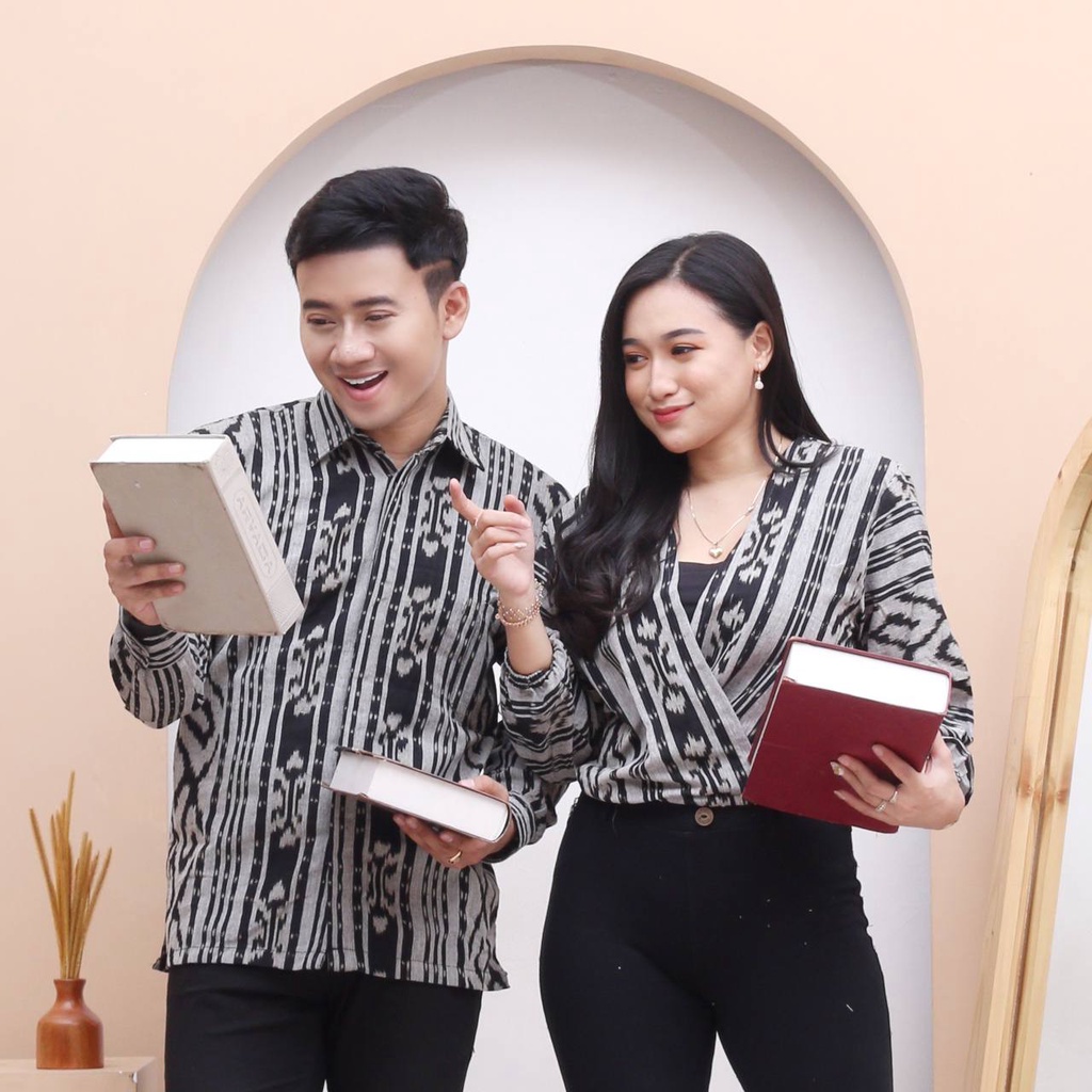 KEMEJA TENUN &amp; LILY OUTER TORAJA DEBBY STORE PEKALONGAN