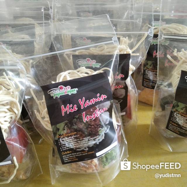 

Mie yamin instan frozen