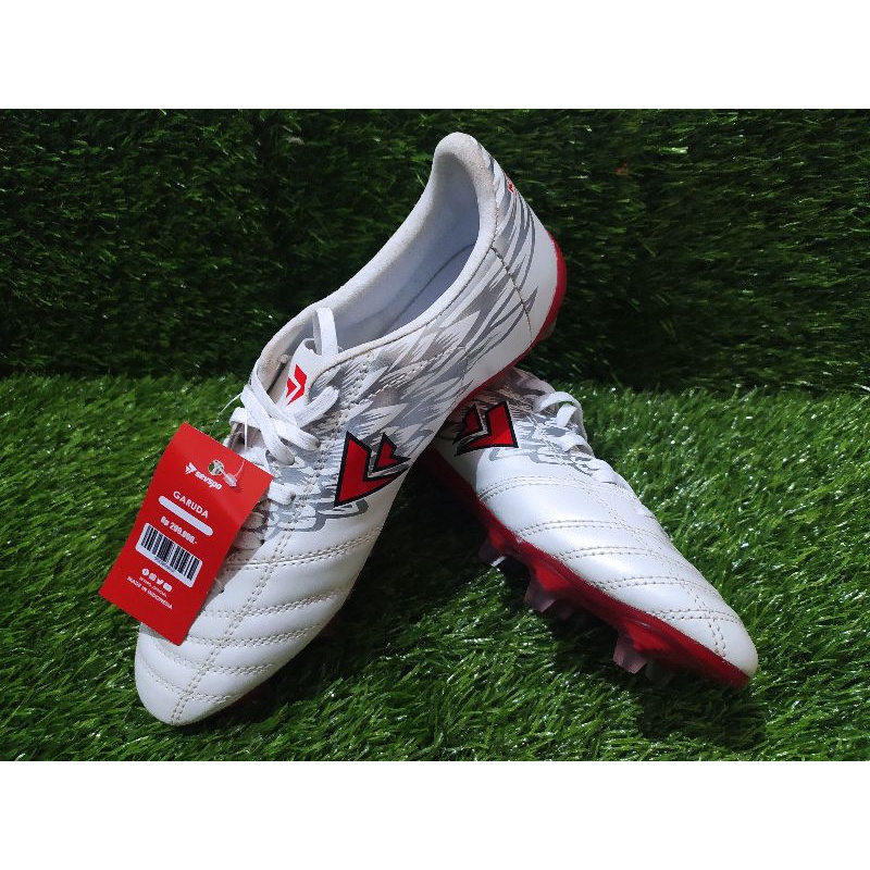 Sepatu Bola Sevspo Garuda Putih Merah White Red Sol Bening C4