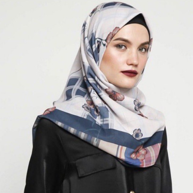 Vivi Zubedi Scarf sale cubica fyura Scarf