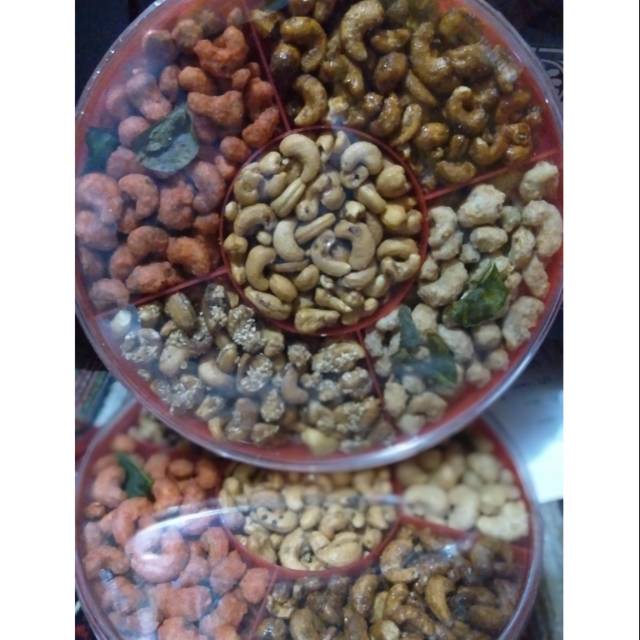 

Kacang Mede 5rasa/Kacang Mede toples tray bulad 5rasa