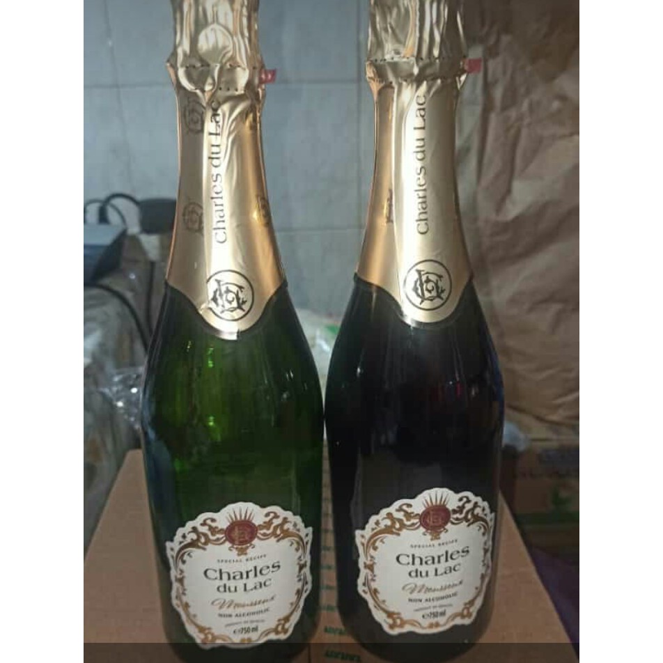 

Jus Anggur Charles du Lac Sparkling Grape Drink 750 ml (Non-Alkohol)
