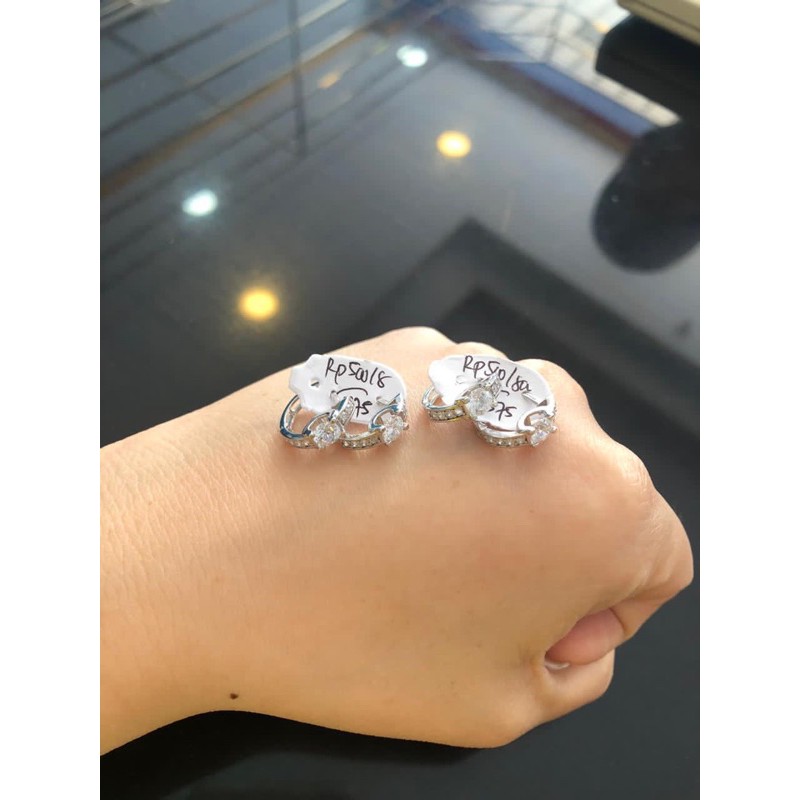 Anting klip pmt putih emas putih asli kadar 375