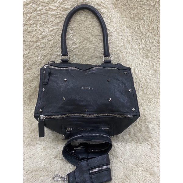 Preloved Givenchy Pandora