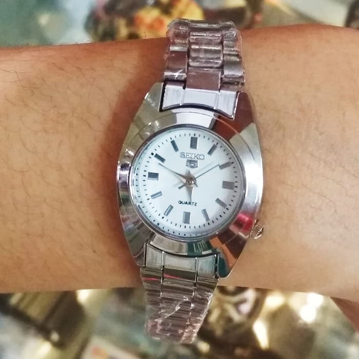 Seiko Wanita Kecil Mini Imut