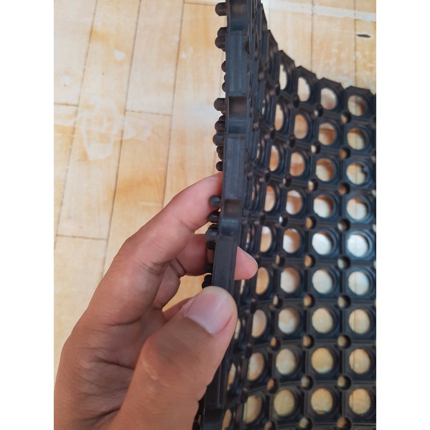 Rubber Mat Karet Hitam 40 X 60 Cm Lobang Anti Slip Keset Kaki