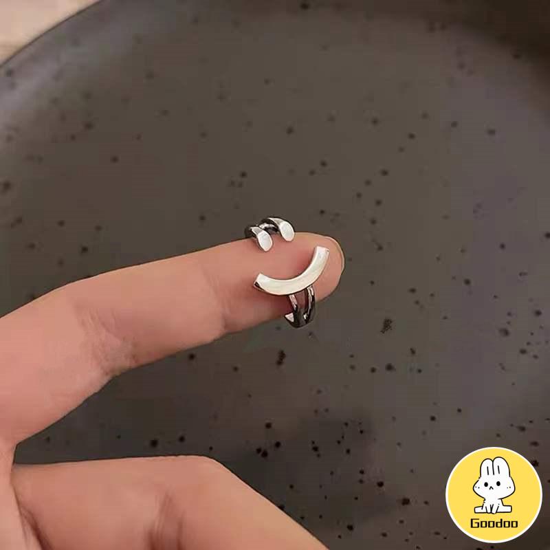 Cincin Model Terbuka Adjustable Desain Smiling Face Warna Silver Untuk Wanita -Doo