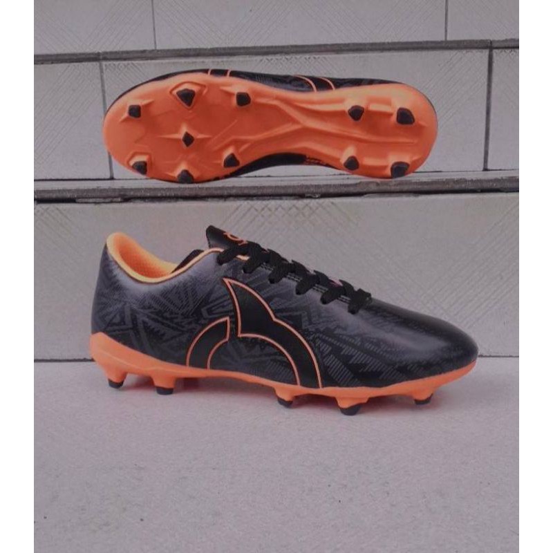 SEPATU SOCCER BOLA ORTUSEIGHT SIZE 39-43