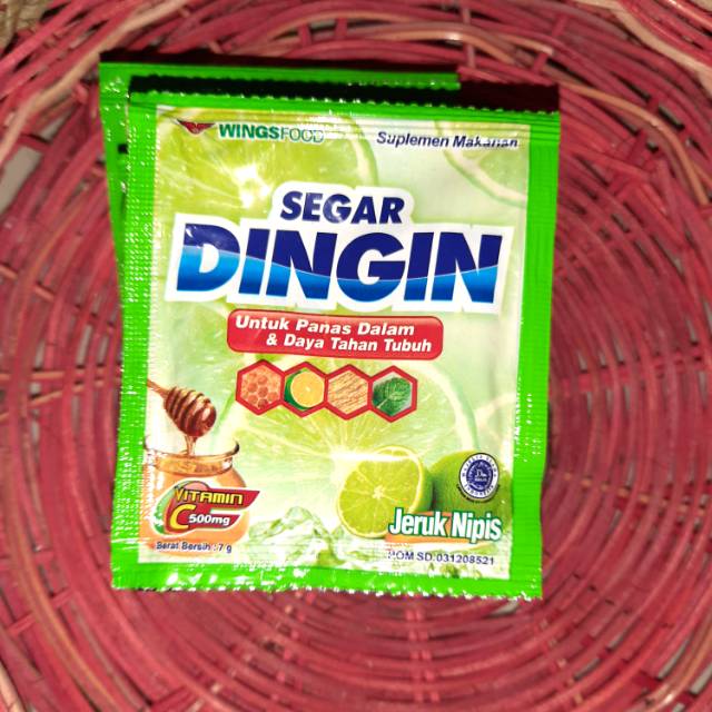 

Segar Dingin 1 renceng isi 12x7gr (kemasan baru)