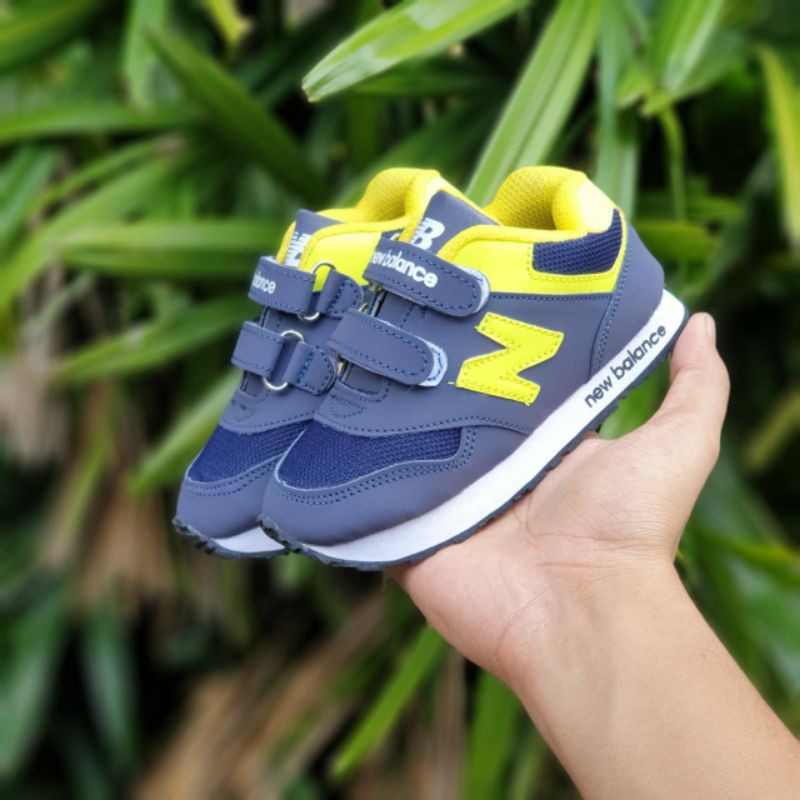 SEPATU ANAK KIDS COWOK CEWEK KLASIK SIZE 21-35