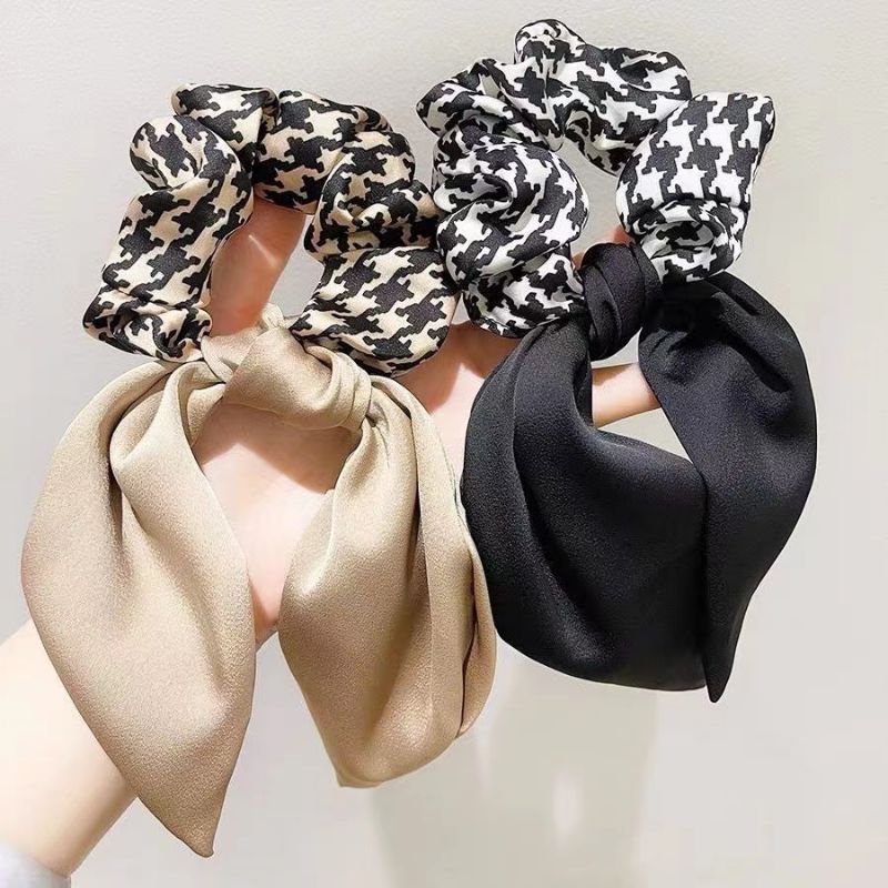 Ikat Rambut with pearl mutiara Scrunchie Daisy Satin Mutiara Silk Pony Tail-8