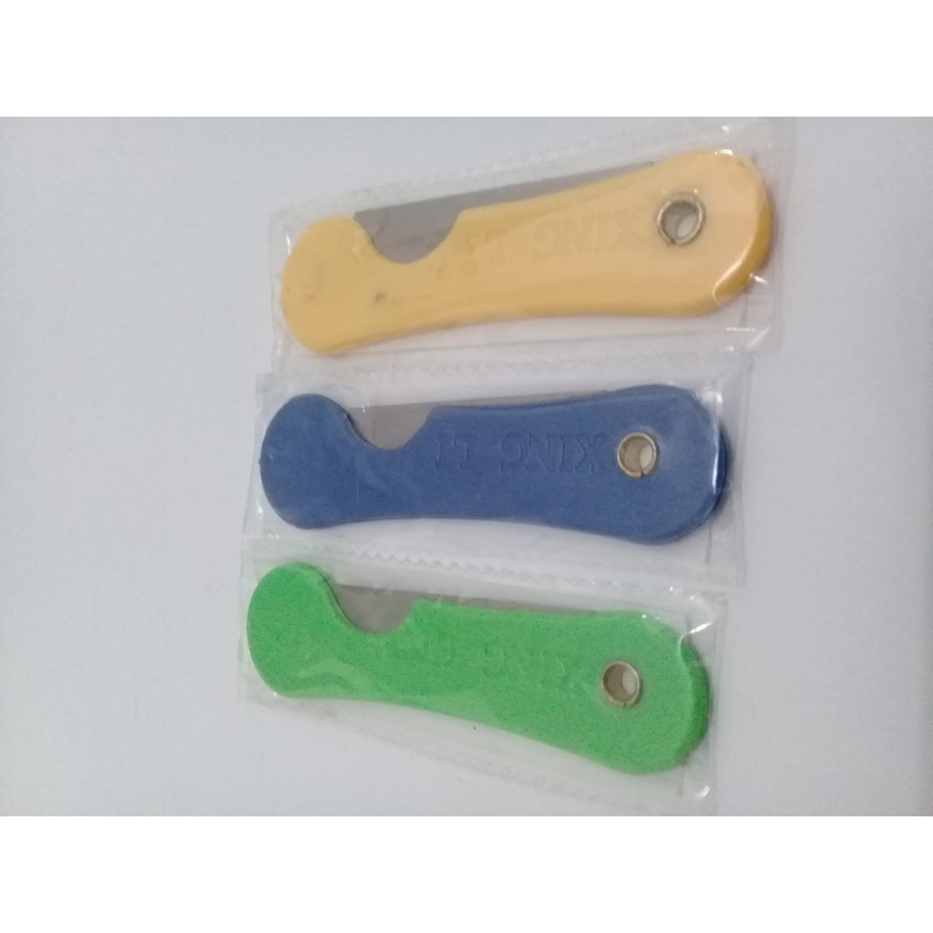 

SILET / PEMES / CUTTER KECIL