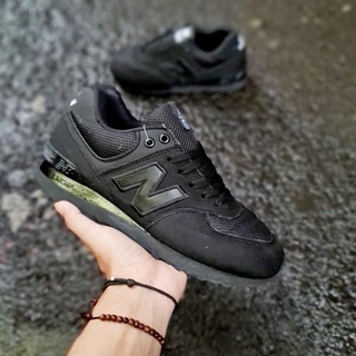 new balance numeric all black
