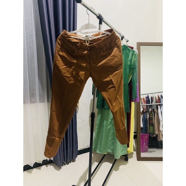 Celana wanita flies