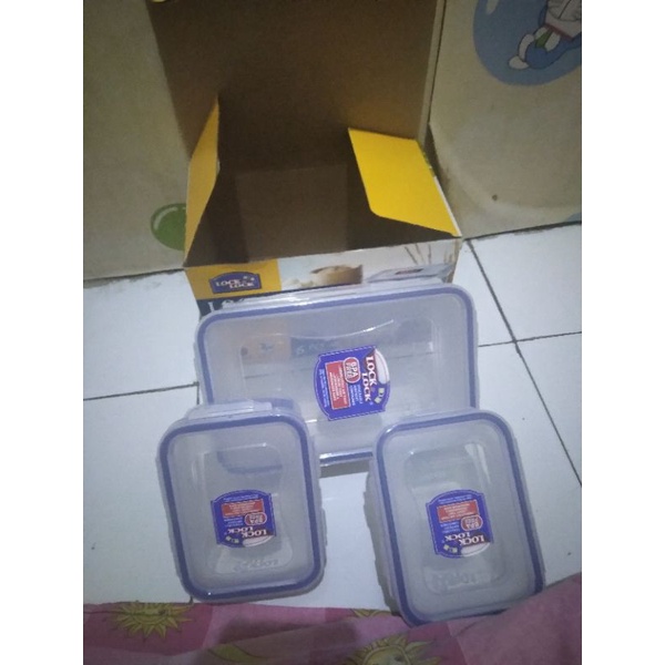 Tempat makan Lock n Lock