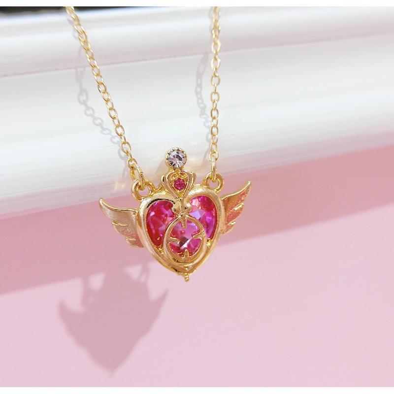 Kalung Gadis Sederhana Rantai Pantai Jantung Liontin Aksesoris Wanita Fashion Kreatif Kristal Pacar Hadiah Perhiasan Sailor Moon