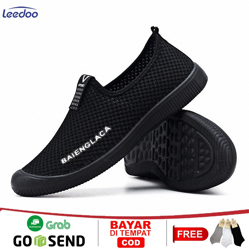 sepatu casual slip on