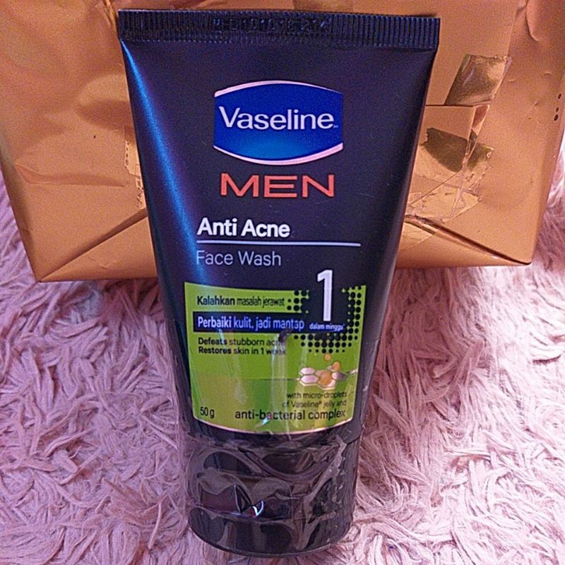 Vaseline Men Facial Wash Anti Acne 50ml