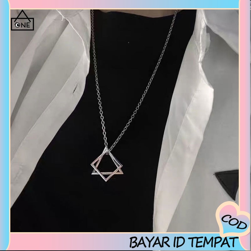 COD❤Kalung Liontin Bentuk Segitiga Geometris Kalung Baja Titanium Gaya Hip Hop Unisex A one