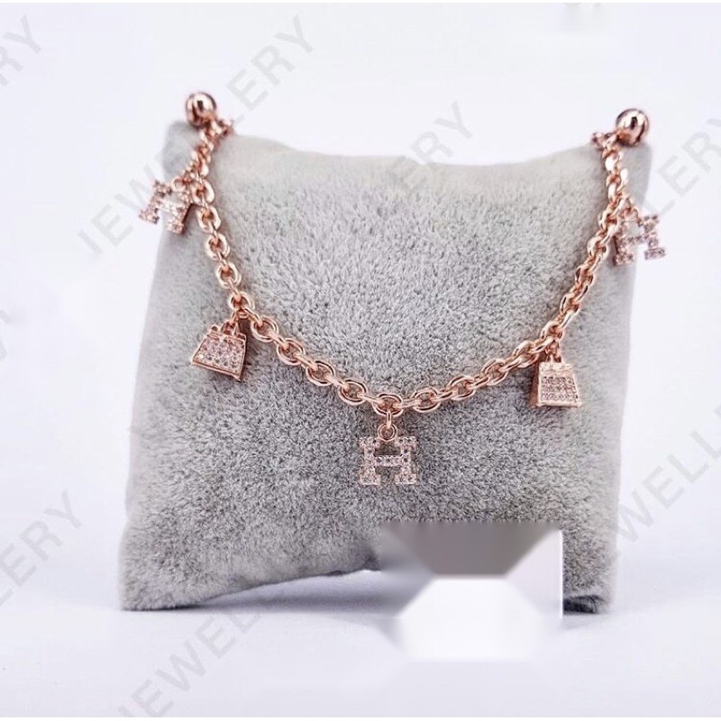 Gelang Vier Titanium Lapis Emas Diamond Tas Herm