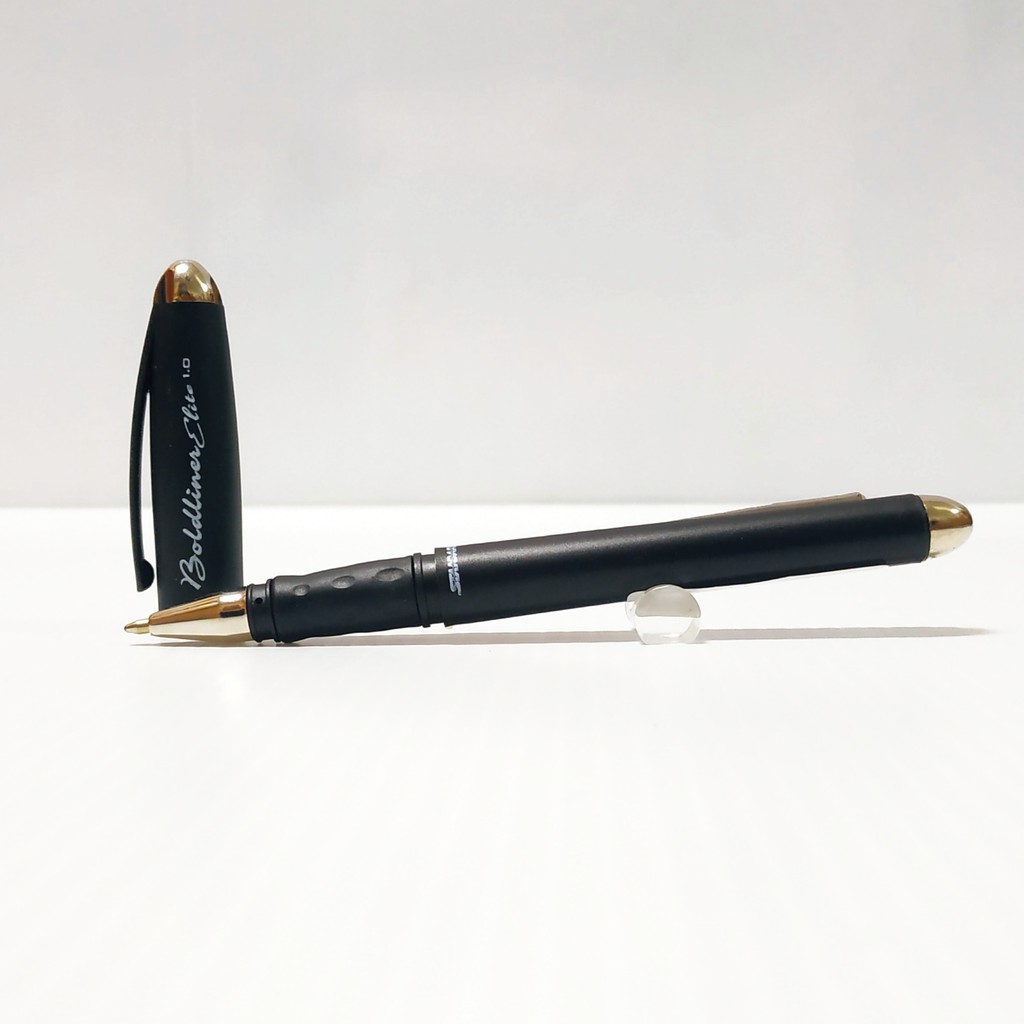 

Gramedia Jayapura - Standard Boldliner Elite Black