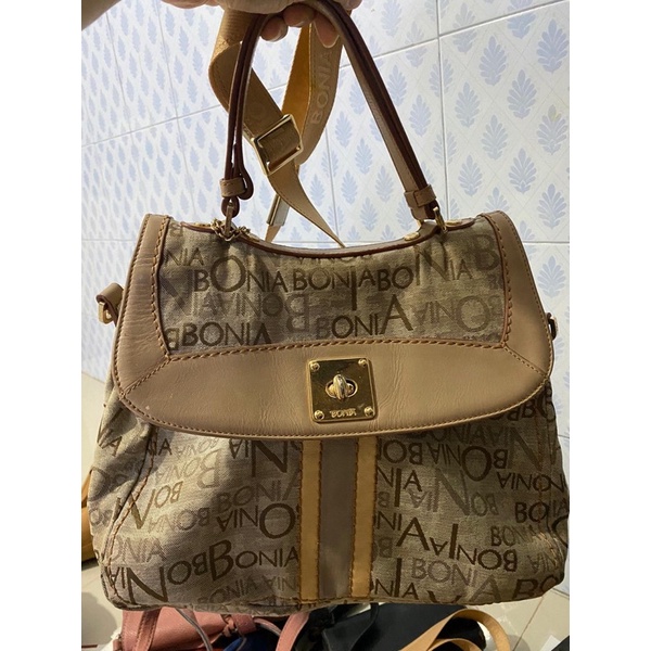 tas Bonia ori