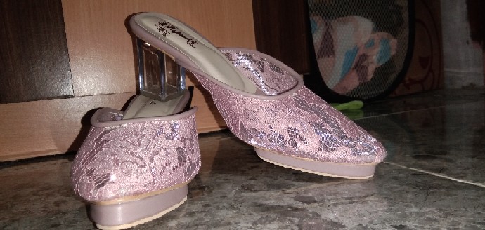 Sepatu Rossia Cream Wanita Sepatu Wanita