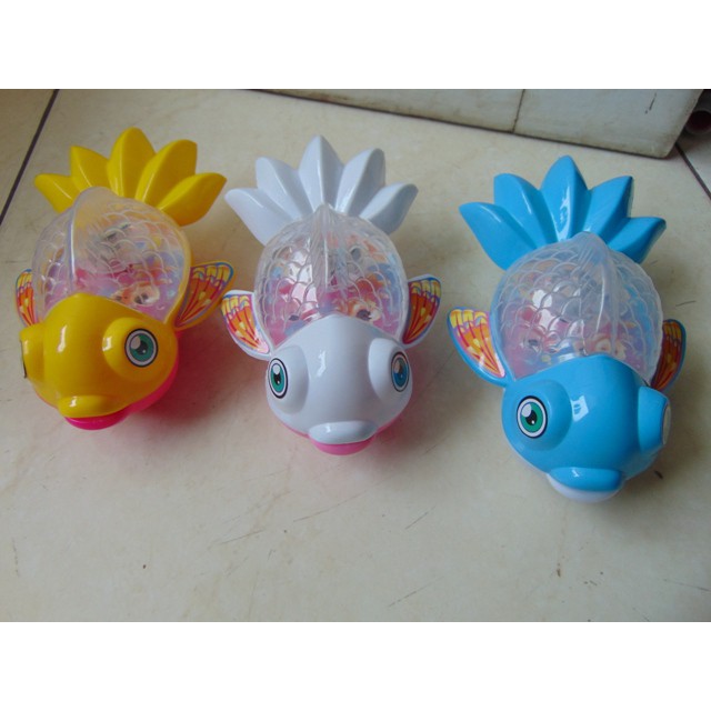 Mainan Ikan Mas Koki Tarik Jalan Ada Nyala Lampu LED LT-104