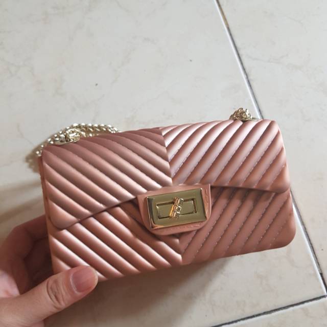 Tas chanel ala ala preloved