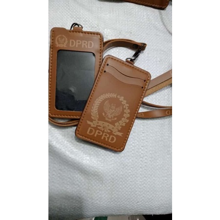 

Gantungan id card DPRD & DPRD RI semi kulit