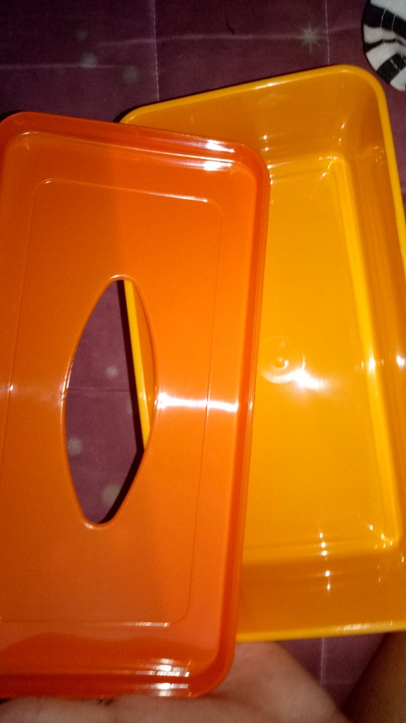 Kotak Tisu/ Wadah Tisu/ Tempat Tisu Plastik Golden Hen Tts-621