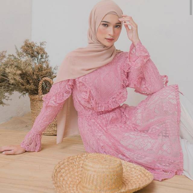 ZAYNA TUNIC BABY PINK BY ZHAFA.ID preloved