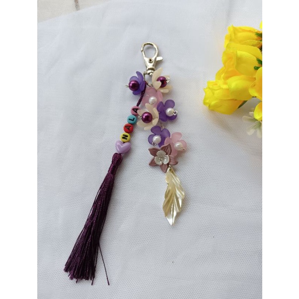 Gantungan kunci costum request nama