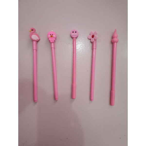 

pulpen/pena gel karakter