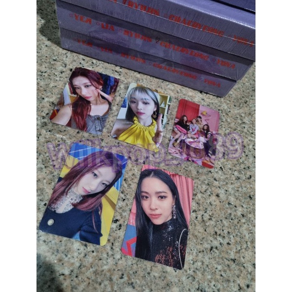 ITZY - CRAZY IN LOVE : Mecima Benefit Photocard | Chaeryeong, Ryujin, Group / All Member