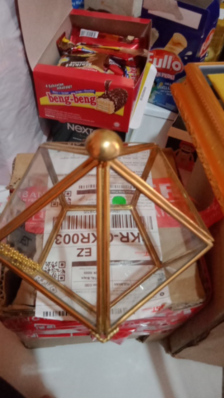 Ring Bearer Kaca Terarium