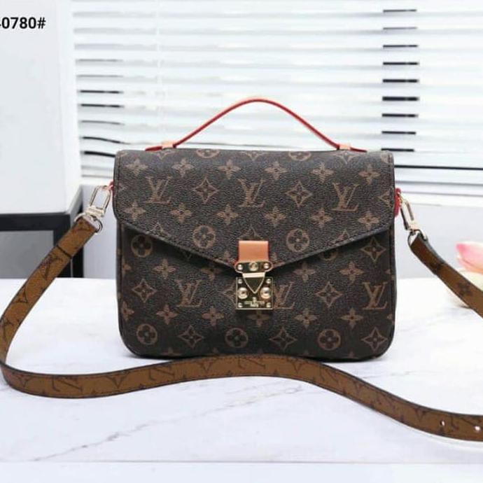 Tas Louis Vuitton Pochette SlingBag M40780 Semi Premium -