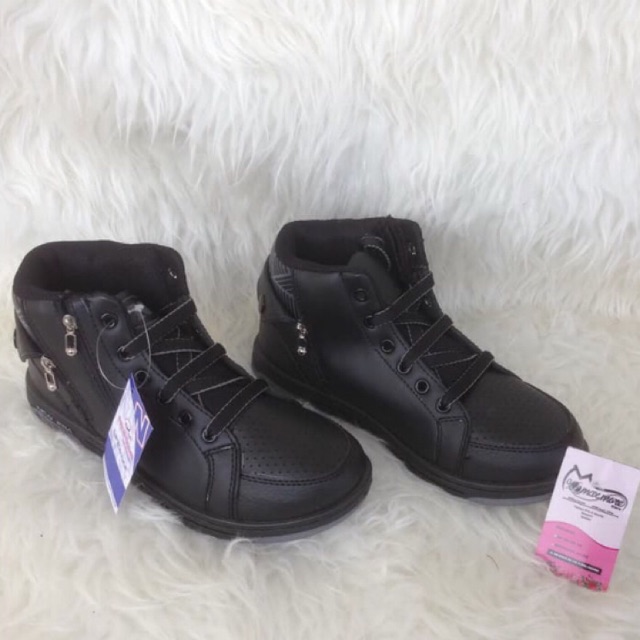 Tuscany boot new era