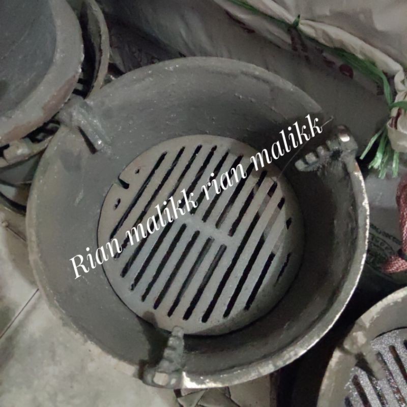 Anglo kompor besi baja cor panggangan arang ukuran kecil 26 cm