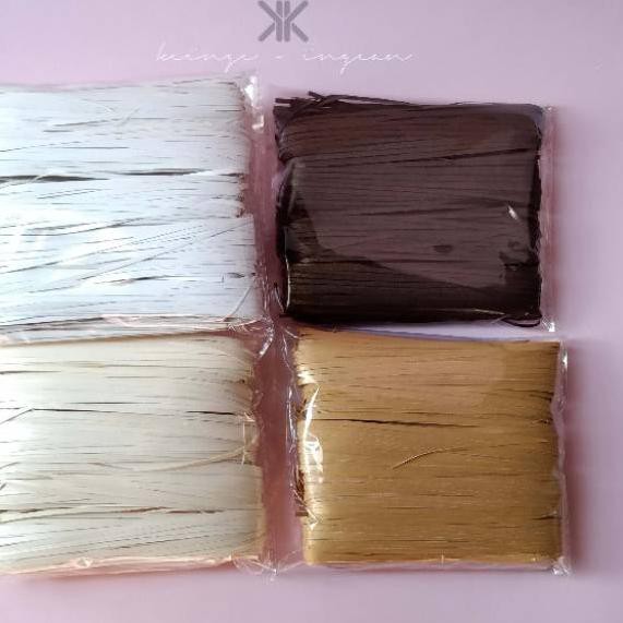 

Terbaik Kertas parcel serut cacah hampers WHITE NATURAL