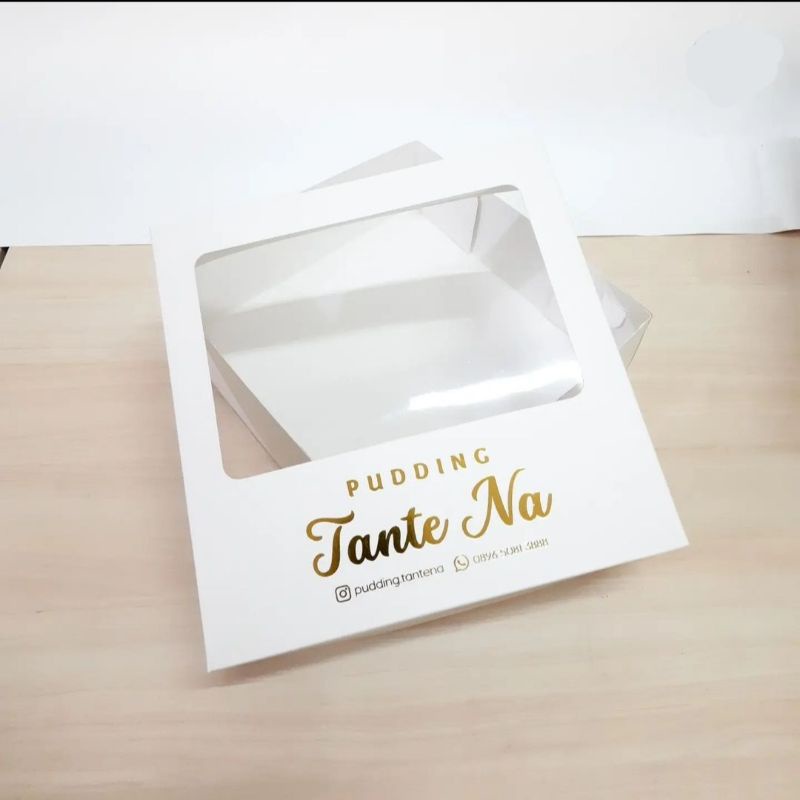 

Dus kue dengan cetak logo dan Jendela 21x21x6; 22x22x7;dsb