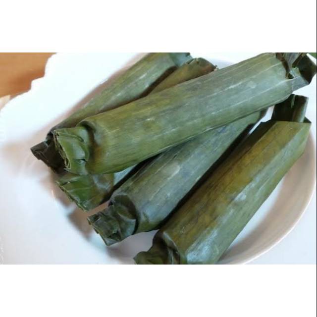 

Lontong Daun Pisang perbuah/ perbiji sayur Makassar