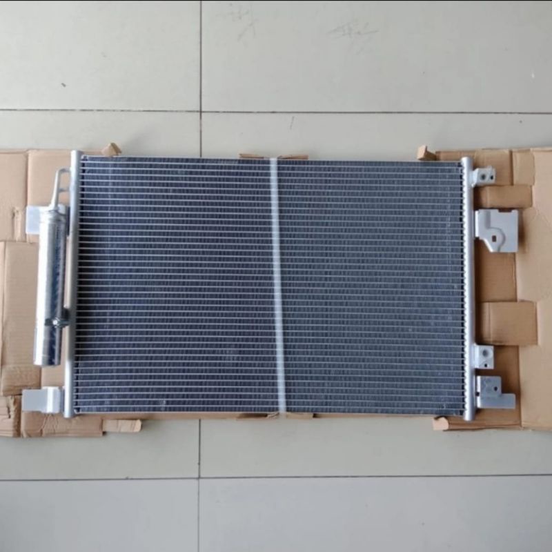 Kondensor Condensor AC Mitsubishi Outlander