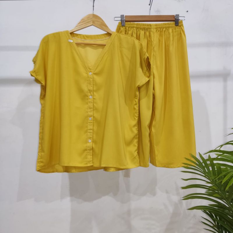 PIYAMA POLOS KANCING | PIYAMA BUSUI | BAJU SANTAI MURAH | HOMEDRESS MURAH | HOMEWEAR MURAH-VN 7/8 KUNING
