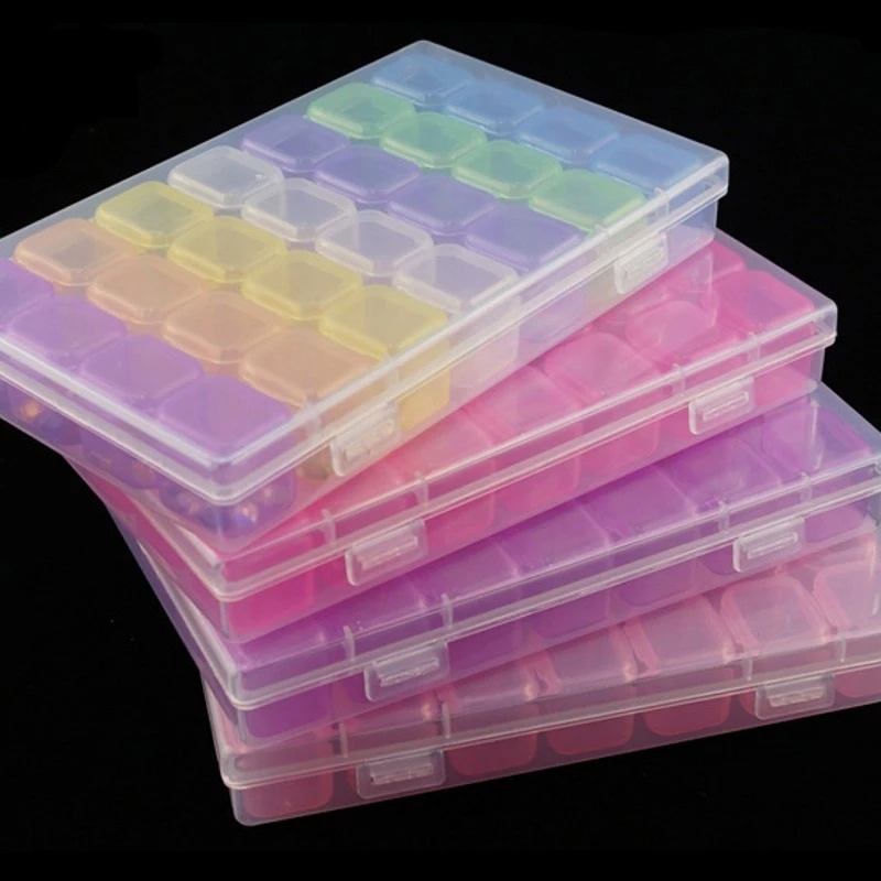 28 Grids Compartments Storage Box /Empty Plastic Clear Pillbox Nail Art Rhinestone Container/Multi-seperated Jewelry Beads Display Storage Case/Jewelry Organizer Manicure Tool