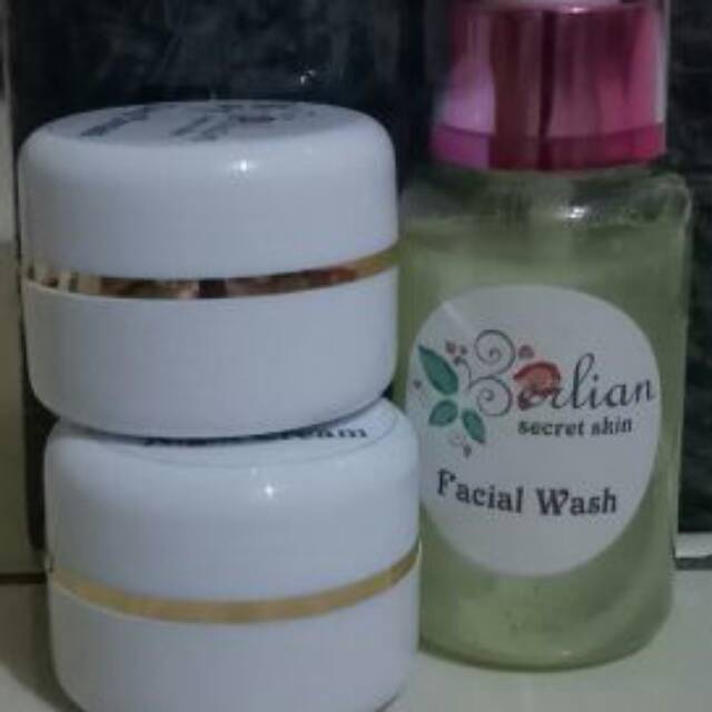 Salep Pelicin Wajah Normal Berlian Secret Skin SPW Ekonomis 11                      oxytera oxyglow