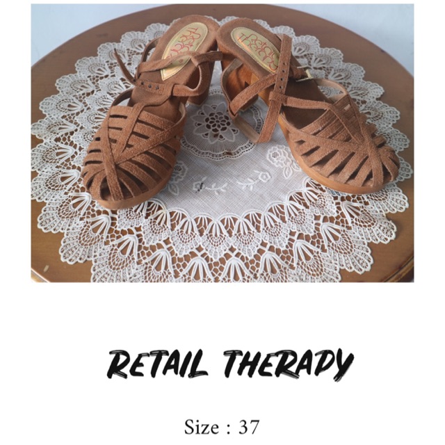 Preloved Retail Therapy Shoe Original