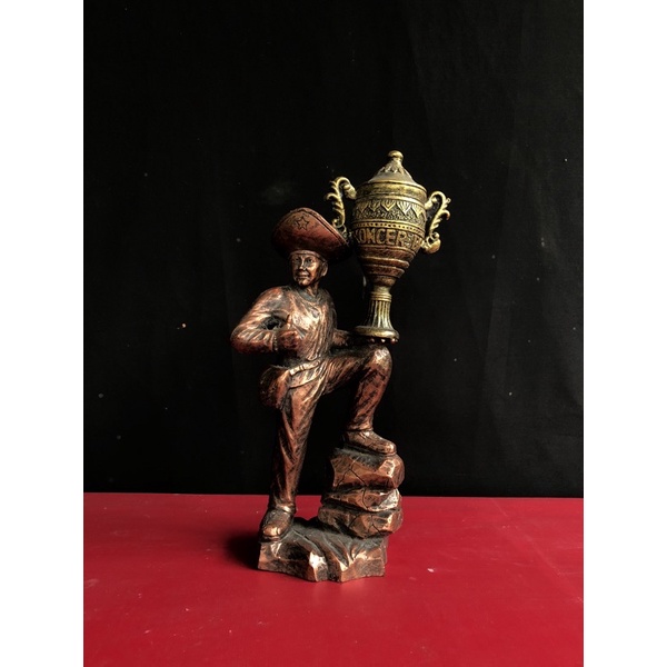 Patung Resin Koboy Guci / Miniatur Resin / Piala Burung